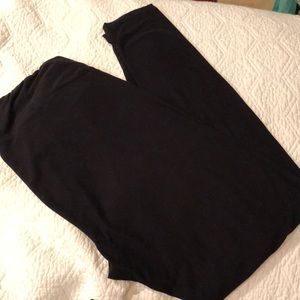 Black Lularoe leggings. Size: TC